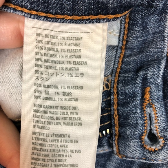 Hollister Distressed Denim Shorts - Picture 3 of 4